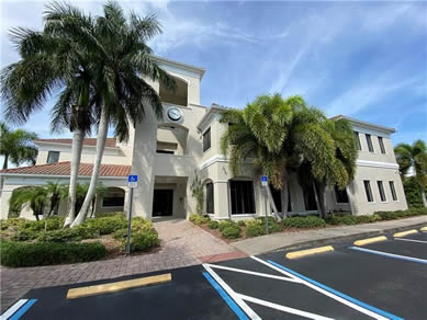 Florida Office Buildings For Sale - Let us help you buy or sell your next Office Building